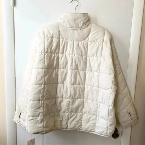 NWT Free People Pippa Packable Puffer Jacket Nylon Bomber FP Movement White - Picture 6 of 10